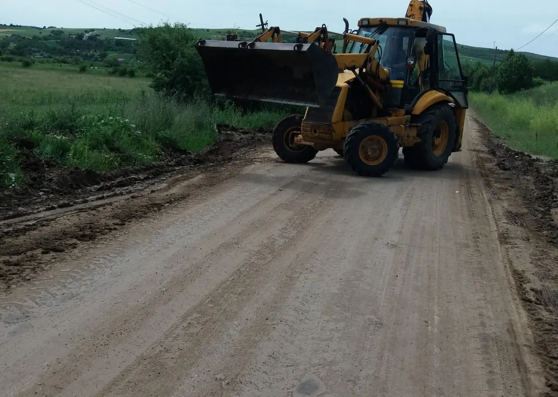 FOTO | Intervenţie de urgenţă la Sucutard în urma ploilor torenţiale