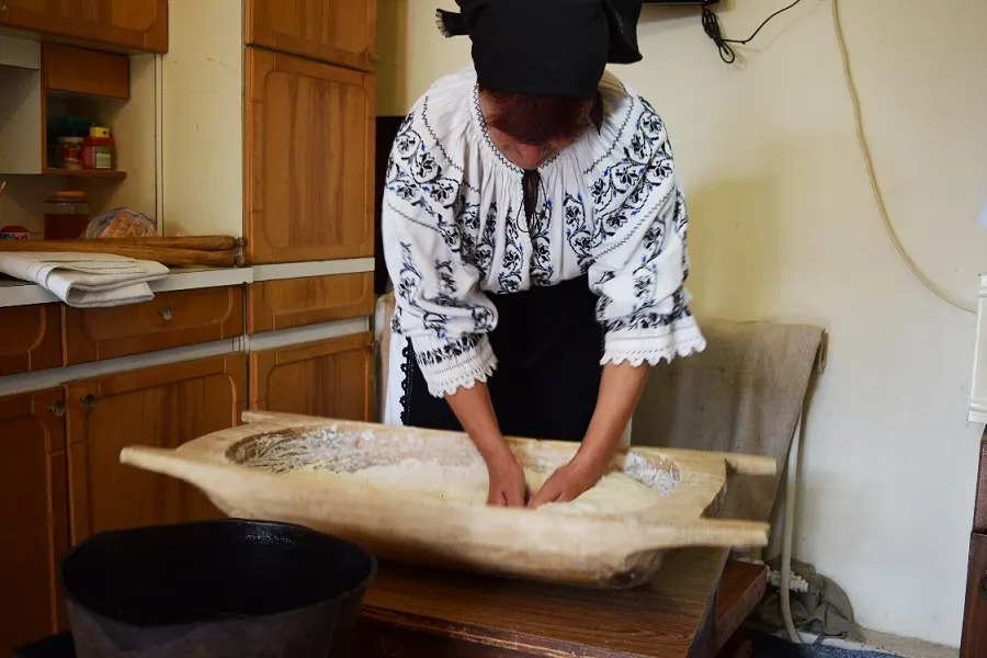 FOTO | Cultura tradiţională din judeţul Cluj, studiată de specialiști în domeniu