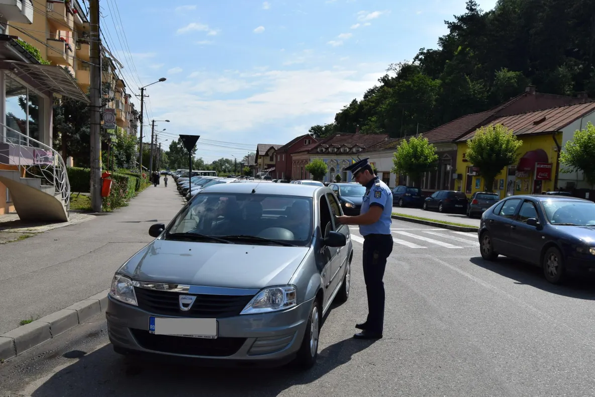 FOTO | Aproape 50 de amenzi acordate, în doar câteva ore, în cadrul unei acţiuni la Dej