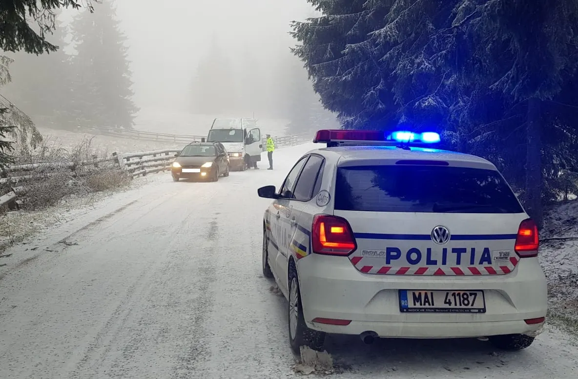 Acţiune a poliţiştilor dejeni pentru prevenirea accidentelor rutiere