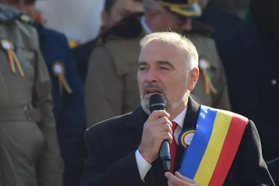 Primar PSD găsit incompatibil de ANI