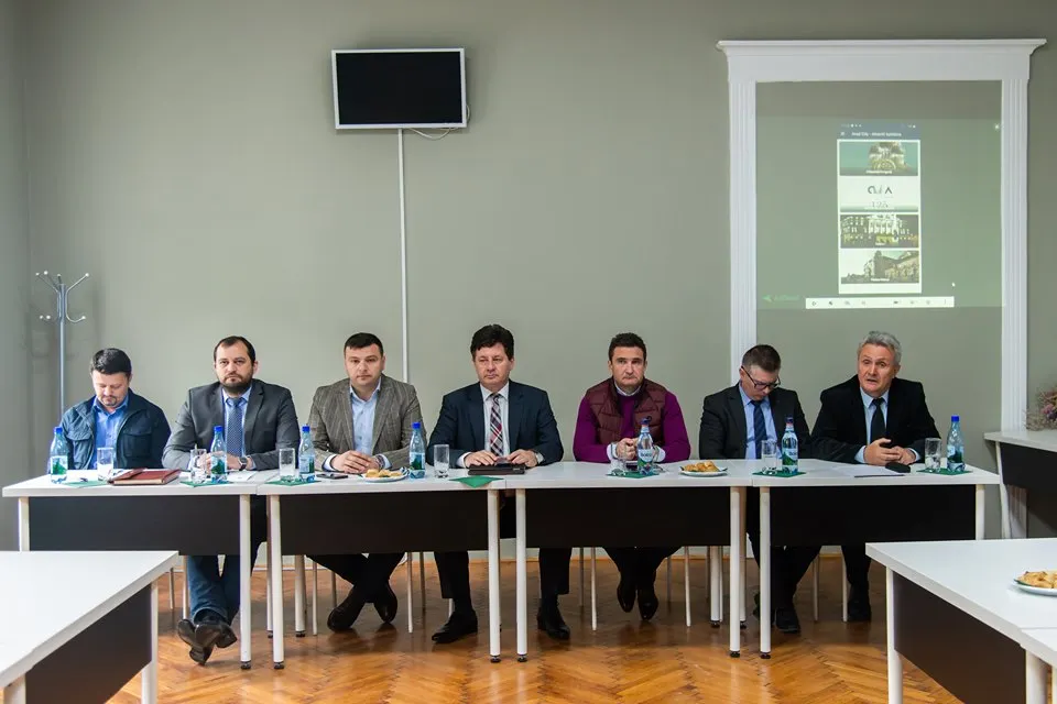 "Formăm campioni" - o campanie marca UBB în comunitate (FOTO)