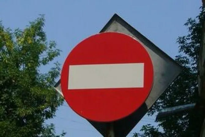 Trafic restrictionat pe o singură bandă de mers între Luncani şi Hădăreni