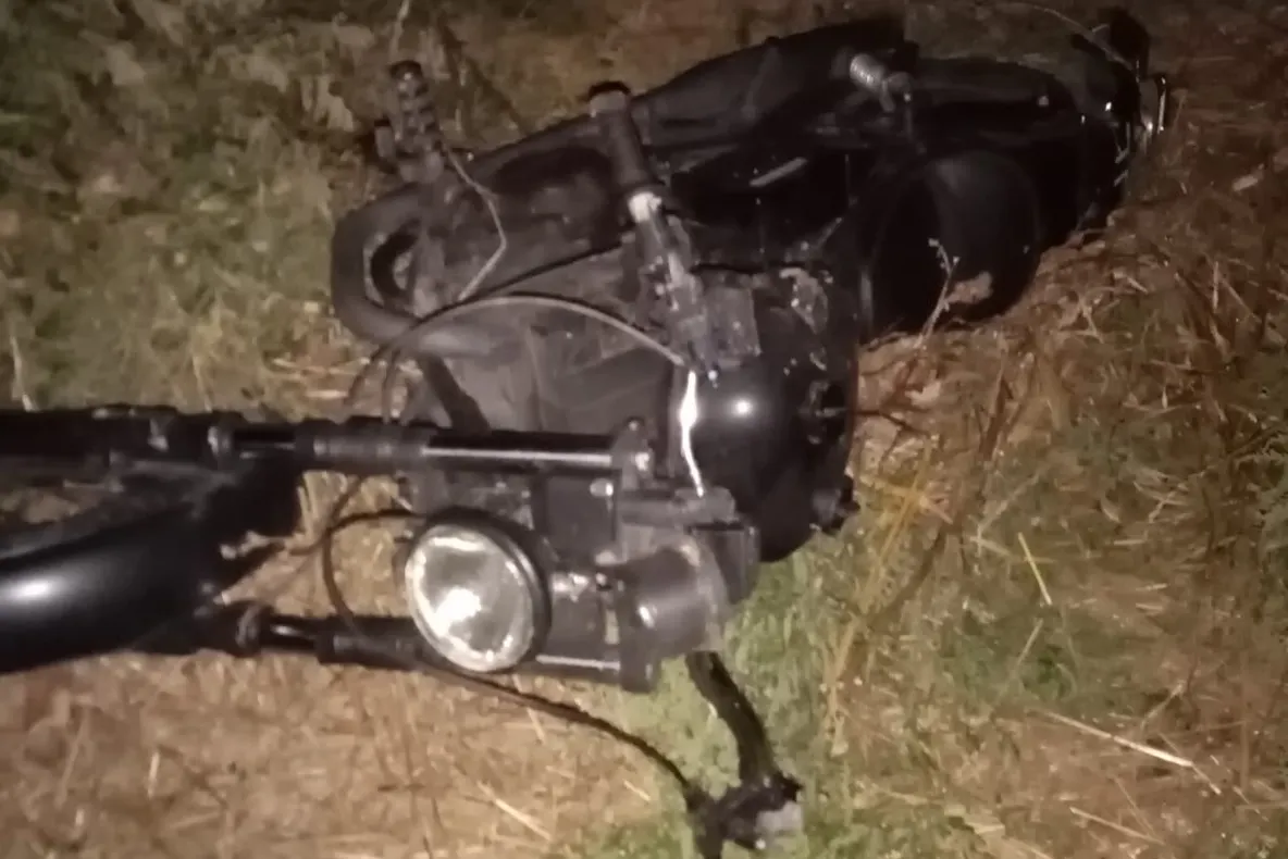 FOTO | Accident în Cămăraşu! Un motociclist a fost rănit