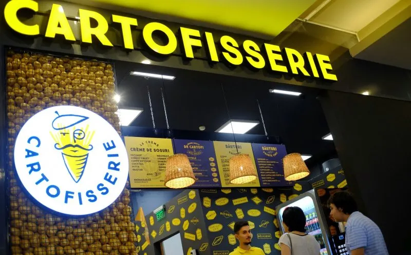 Delicii și arome Cartofisserie, în food court Iulius Mall Cluj
