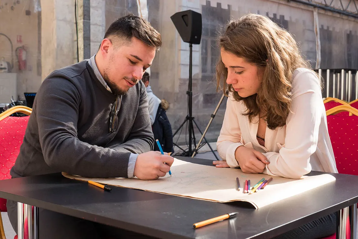 Consultanță gratuită cu arhitecți, concursuri de poezie și fotografie pentru publicul larg, în cadrul BATRA 2019