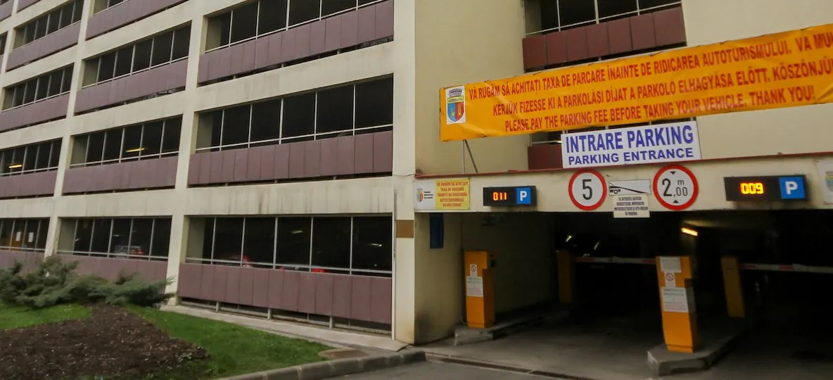 Accesul pietonal de la parterul parkingului Moților va fi închis câteva zile