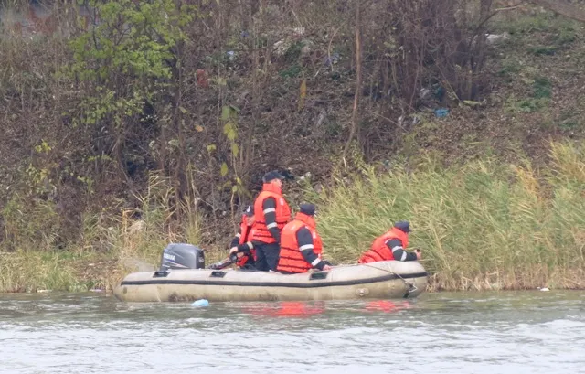 Bărbat găsit mort într-un lac din Diviciorii Mici