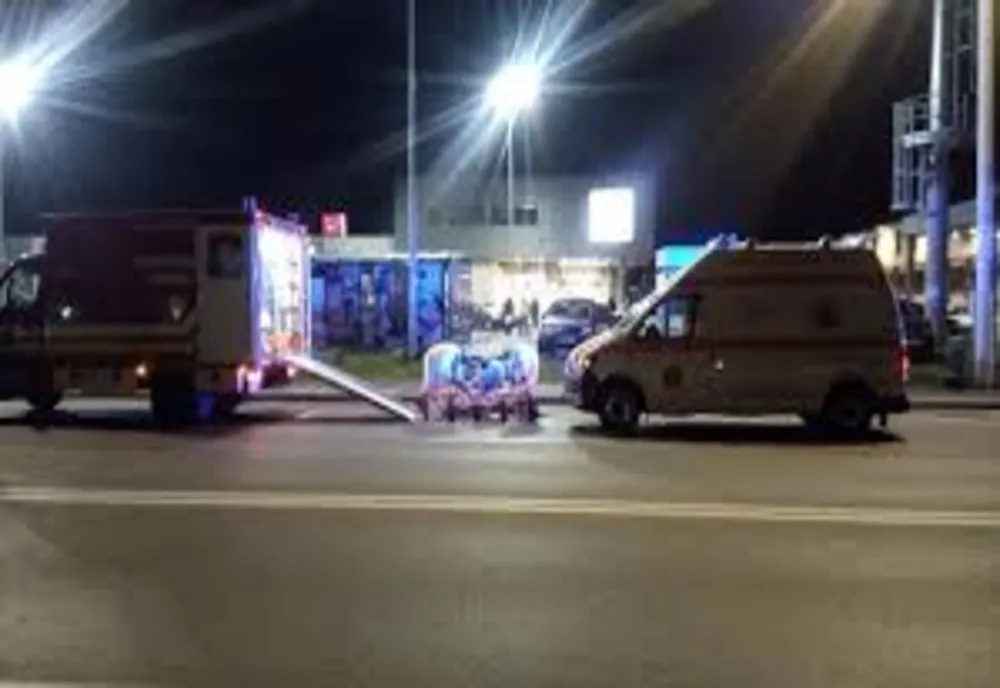O femeie, suspectă de coronavirus, a așteptat forțele de intervenție într-o stație de autobuz din Buzău
