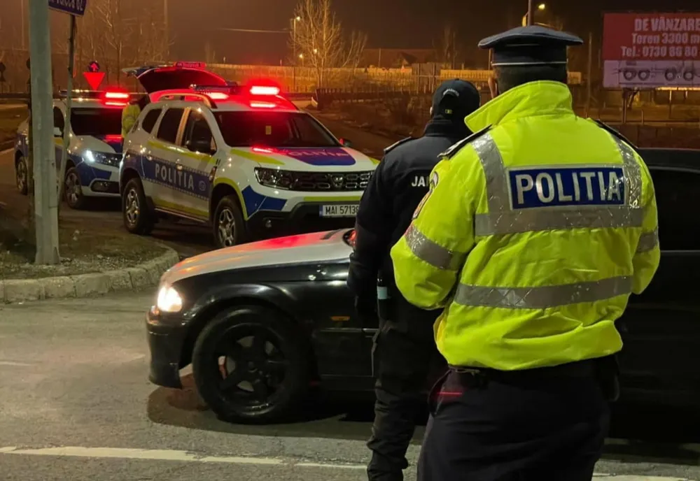 Doi poliţişti din judeţul Cluj sunt cercetaţi pentru fapte de corupţie! Unul dintre ei a fost arestat
