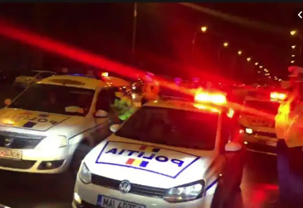 Urmărire în trafic în Dezmir! Poliţiştii au tras mai multe focuri de armă pentru a opri o maşină