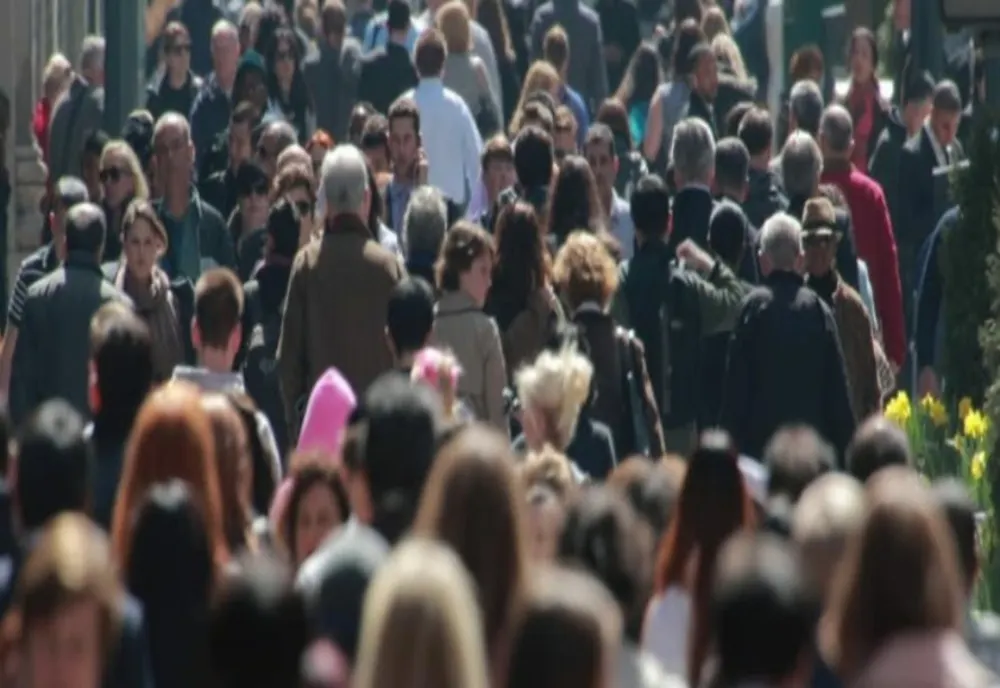 Populația României a revenit la nivelul anilor ’70