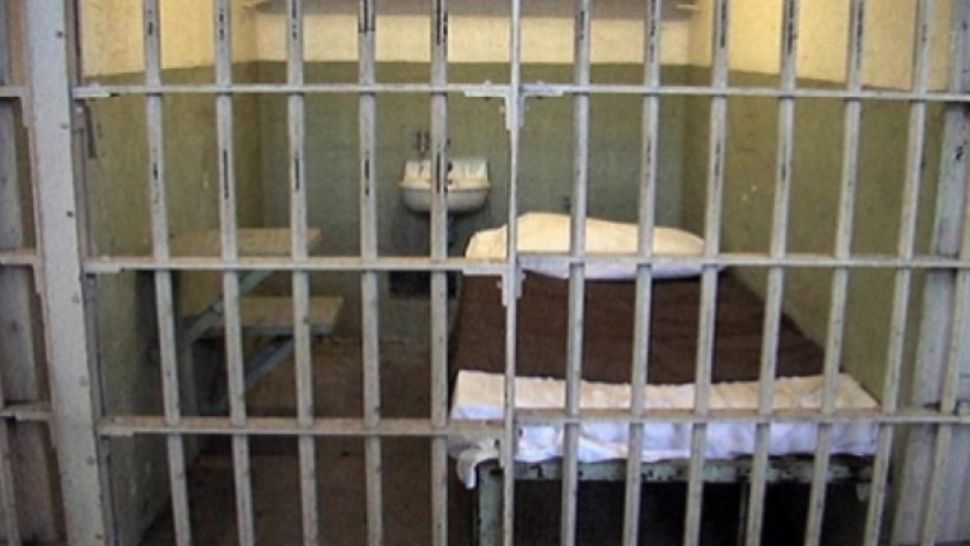 Trei deținuți de la Penitenciarul Gherla, trimiși în judecată după o bătaie în curtea închisorii