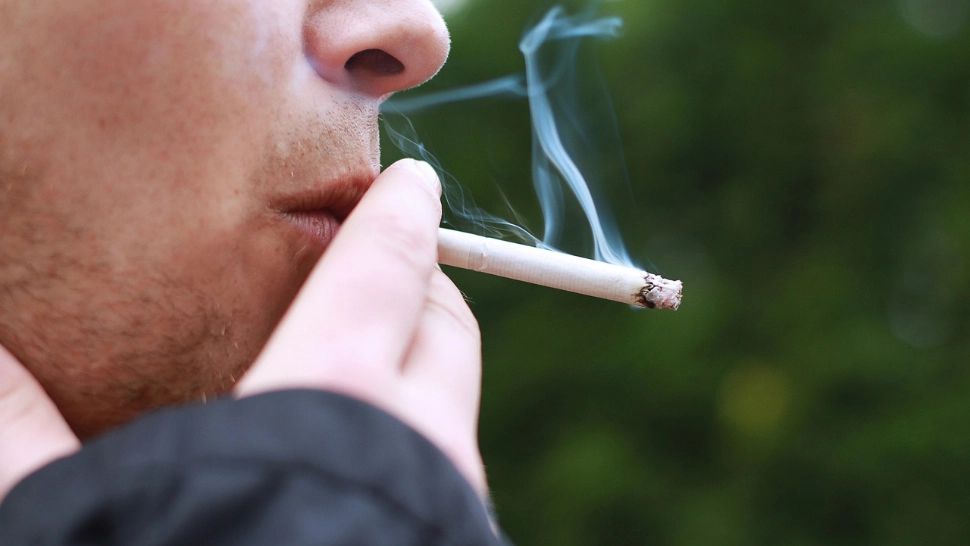 Fumatul va fi interzis în totalitate pentru minori în România