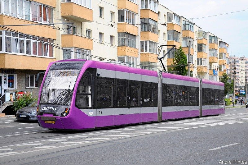 FOTO | Primăria Cluj-Napoca cumpără 22 de tramvaie noi, produse la Arad