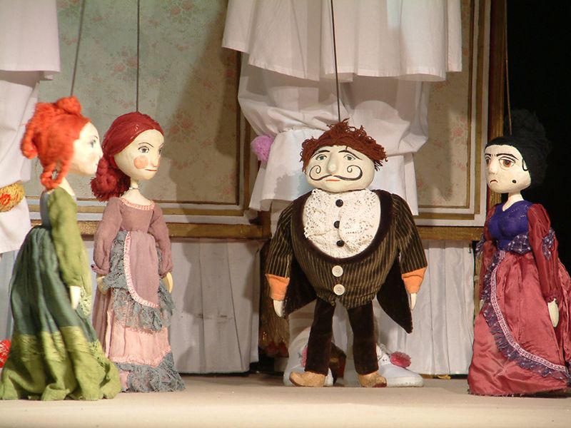 Spectacolul „Cenușăreasa” va fi prezentat duminică la Teatrul „Puck”