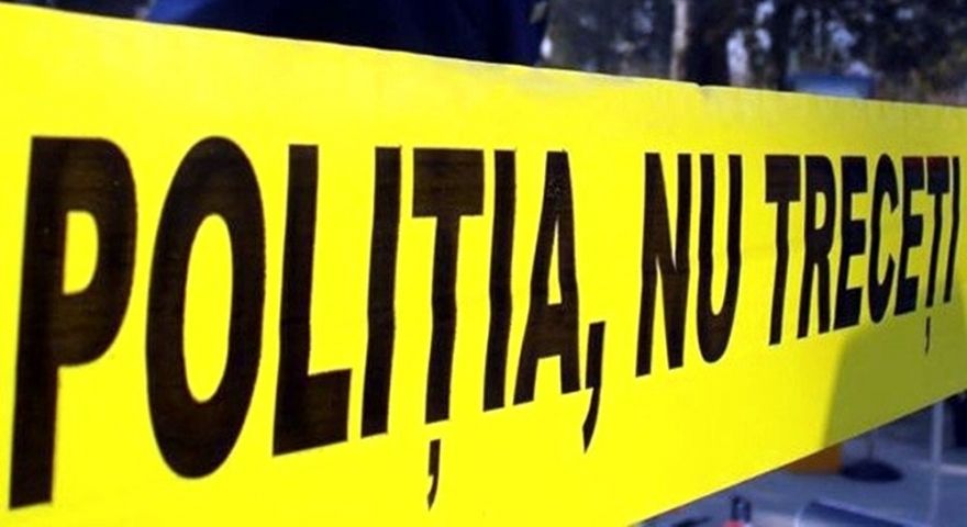 Cadavrul unui tânăr a fost descoperit într-un şanţ din localitatea Floreşti