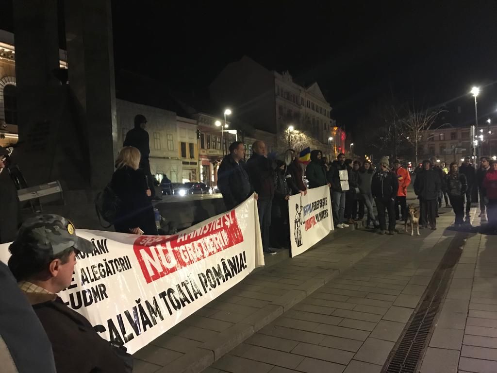 Centrul Clujului, scena unui nou protest - Oamenii au cerut demisia Guvernului