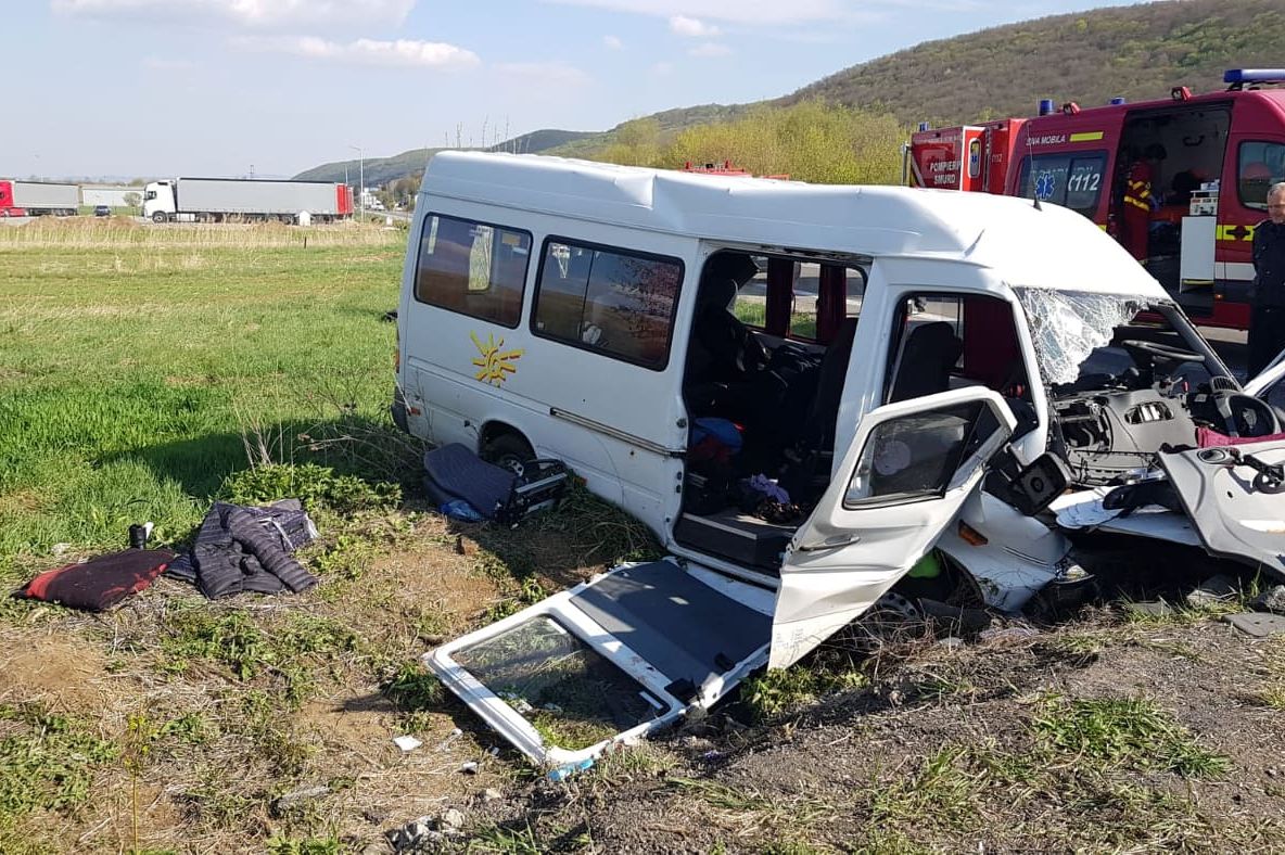 VIDEO | Planul "roşu" activat în judeţul Cluj! 11 victime într-un accident rutier