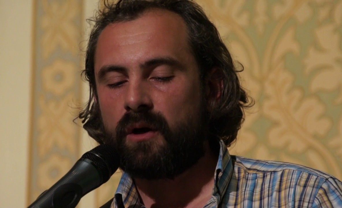 Trei poeți români, printre care și clujeanul Cosmin Perţa, reprezintă România la Festivalul European de Poezie din Marea Britanie