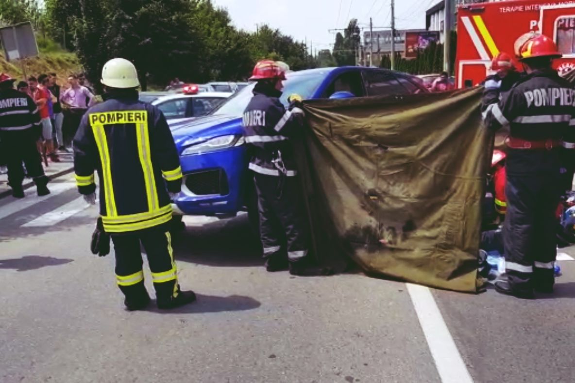 VIDEO | Grav accident la Cluj! Un bărbat a fost lovit mortal de o maşină pe trecerea de pietoni
