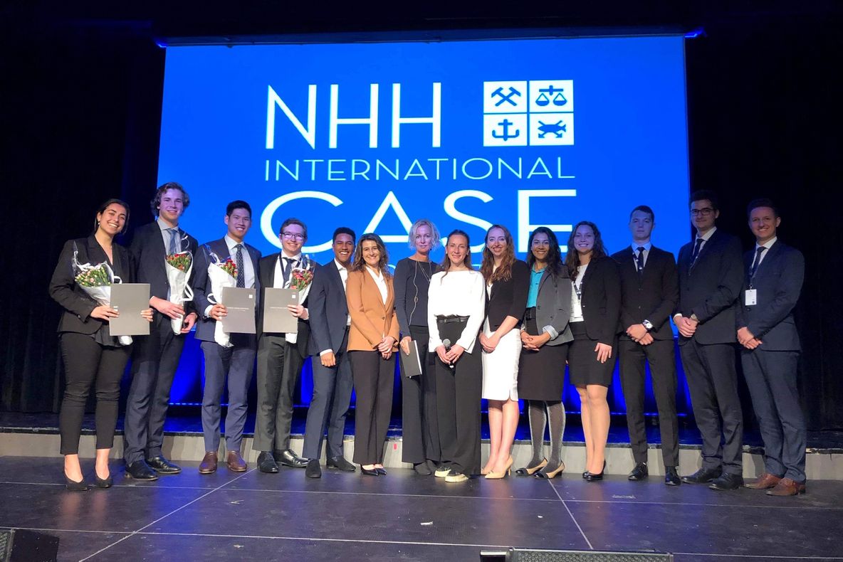 FOTO | Studenții UBB s-au clasat pe locul II la concursul internațional „NHH International Case Competition”