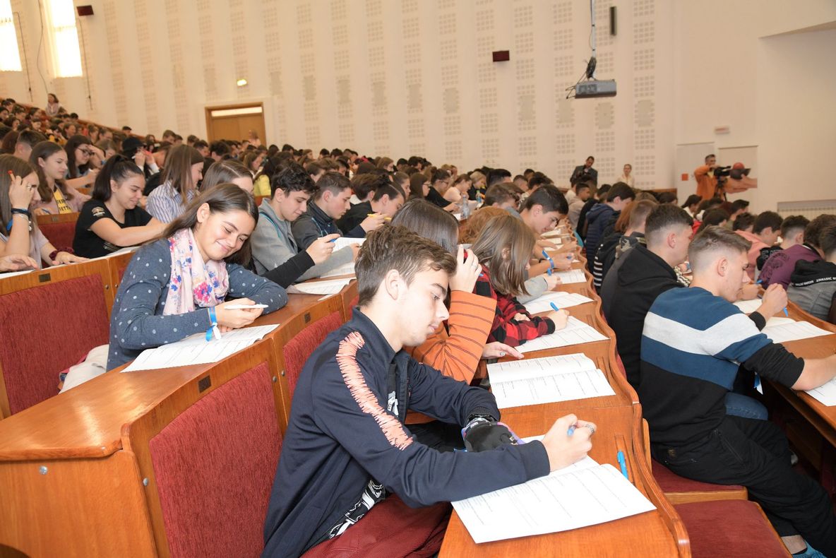 FOTO | 40 de tineri s-au calificat în finala Olimpiadei CuGeT