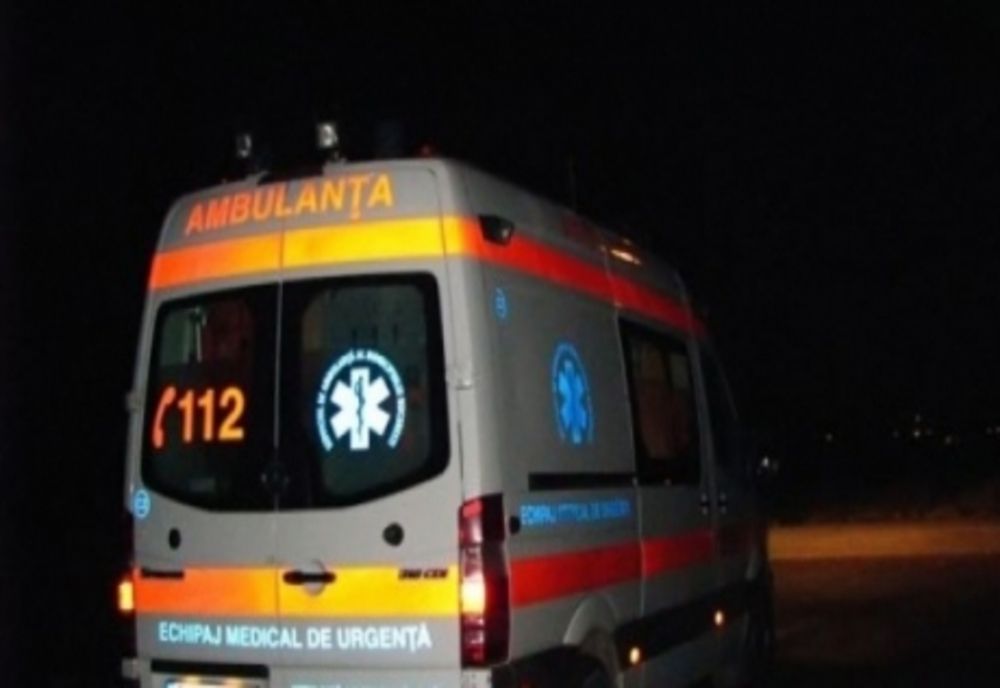 Accident pe centura Gherlii! Coliziune între două autoturisme şi un autotren