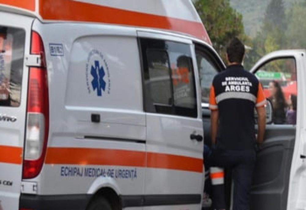 Scandal în Cluj din cauza unei parcări! Doi bărbaţi au ajuns la spital după ce s-au înjunghiat