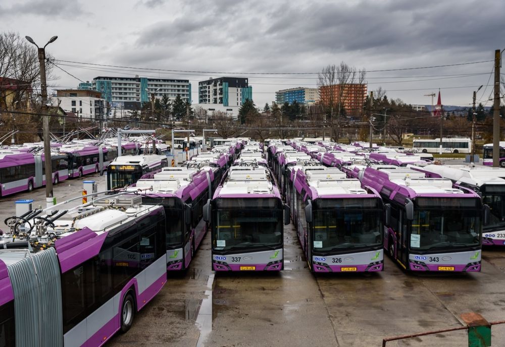 25 de troleibuze noi au fost puse în circulație la Cluj-Napoca (FOTO)