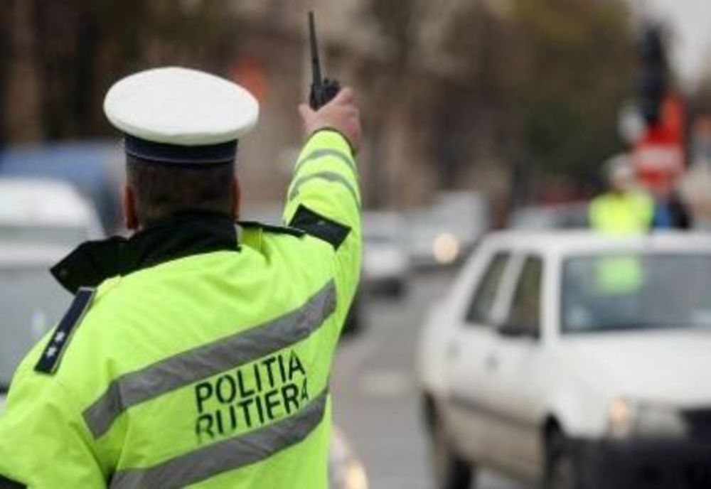Şofer urmărit de poliţiştii din Turda | Motivul pentru care a fugit de oamenii legii