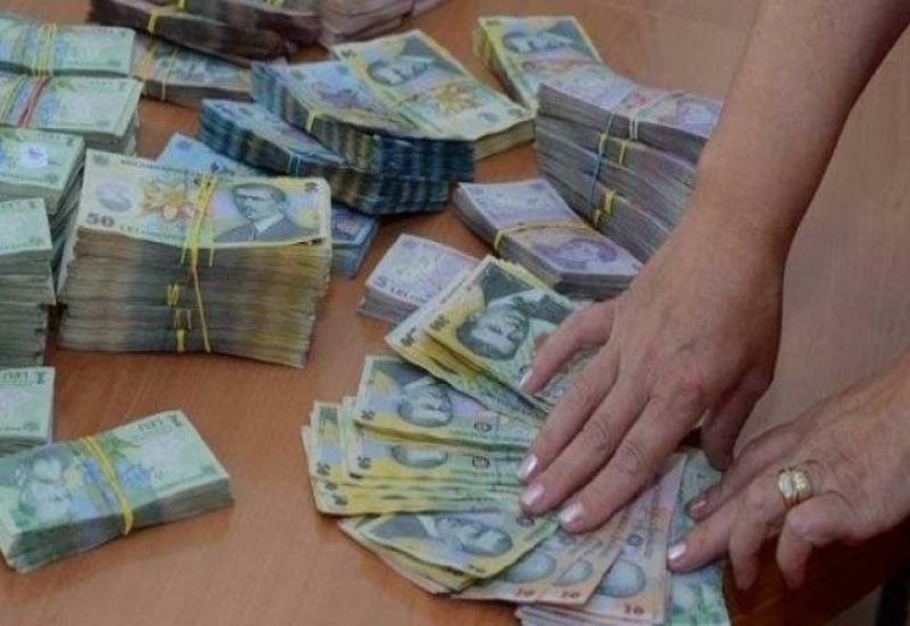 Sumă importantă de bani găsită pe o stradă din Cluj! Poliţia îl caută pe cel care i-a pierdut