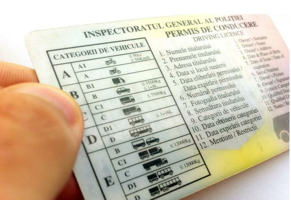 Șoferii care nu-și plătesc amenzile, în termen de două luni, ar putea risca să rămână fără permis. Proiect aflat în dezbatere la Senat