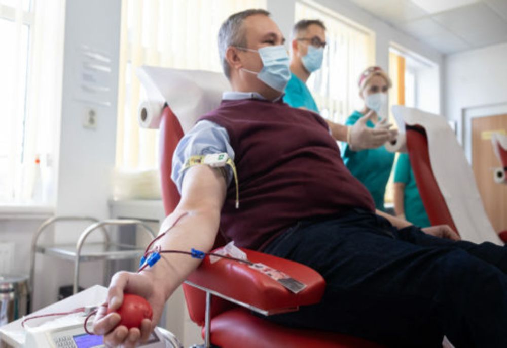 Aproximativ 450 de donatori  în cele patru zile ale campaniei „Donăm împreună, UBB dă startul!”
