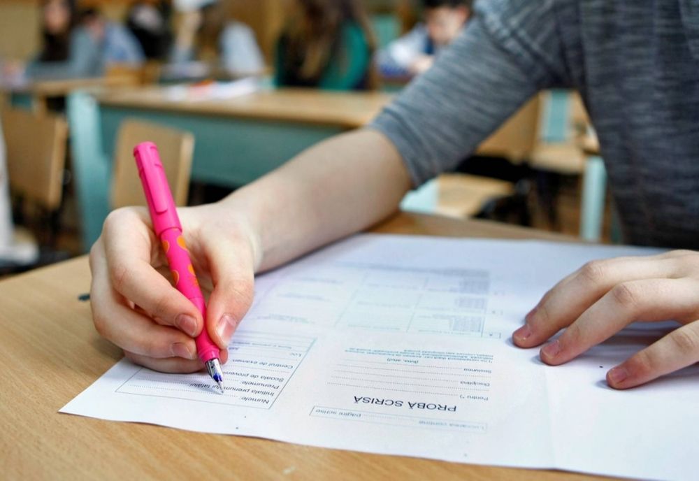Rezultatele la Evaluarea Națională 2022 au fost publicate. Notele pe județe