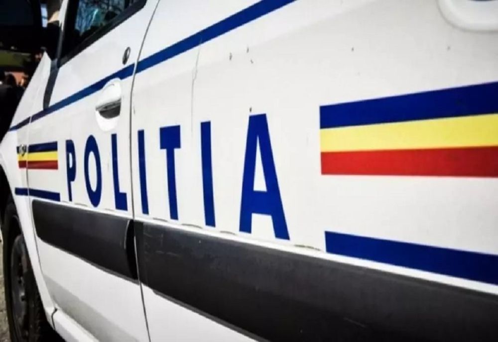 Șmecheră de Cluj! Fără permis, a gonit cu peste 100 km/h în localitate și a crezut ca scapă prezentând documentele altei persoane
