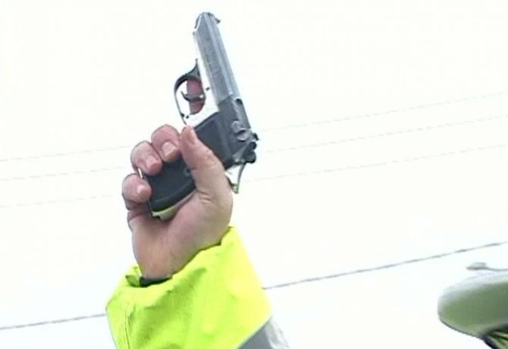 Urmărire în trafic pe un drum judeţean din Cluj! Poliţiştii au tras două focuri de armă