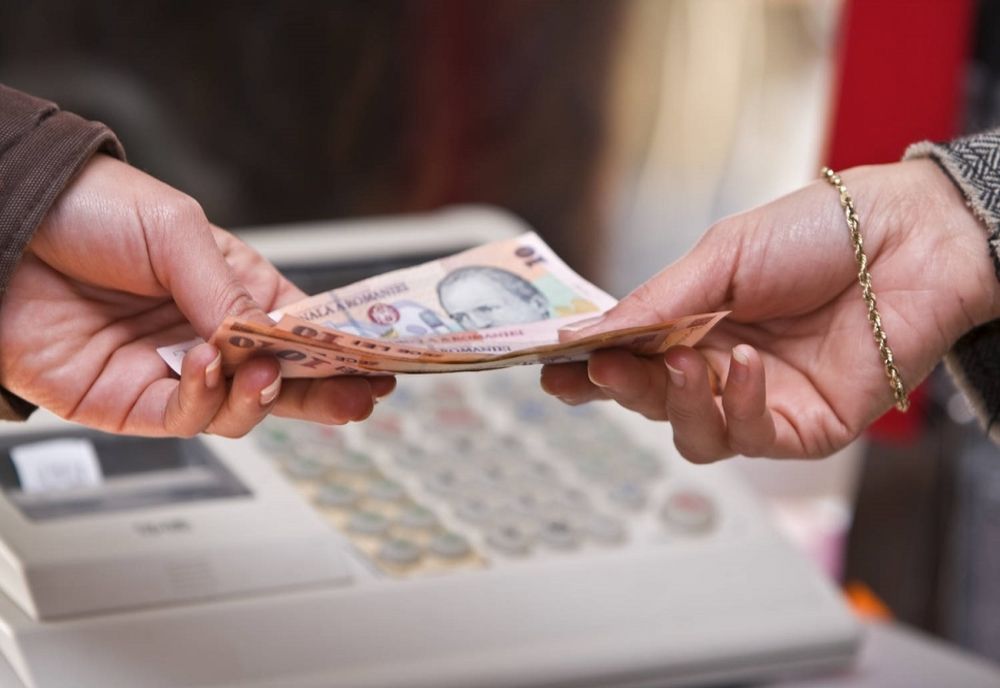 A CRESCUT SALARIUL MEDIU NET, ÎN IUNIE 2025