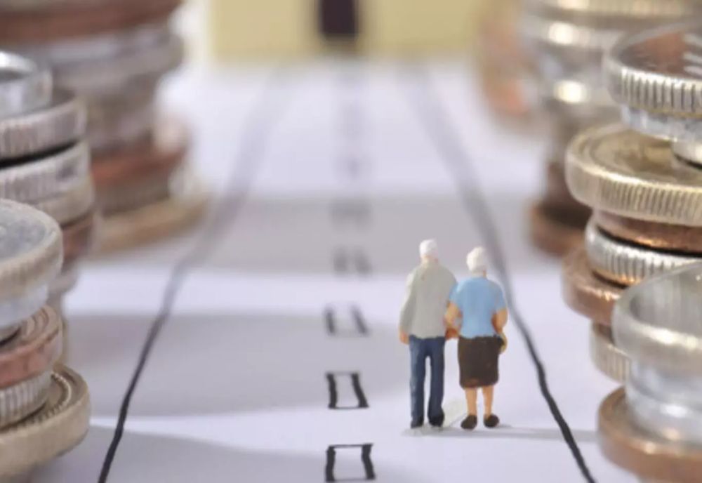 La cât a ajuns pensia medie lunară în primul trimestru al acestui an