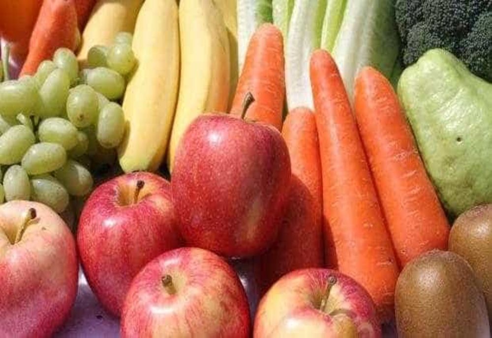 România, ultimul loc în UE la consumul zilnic de fructe și legume, în ciuda solurilor fertile