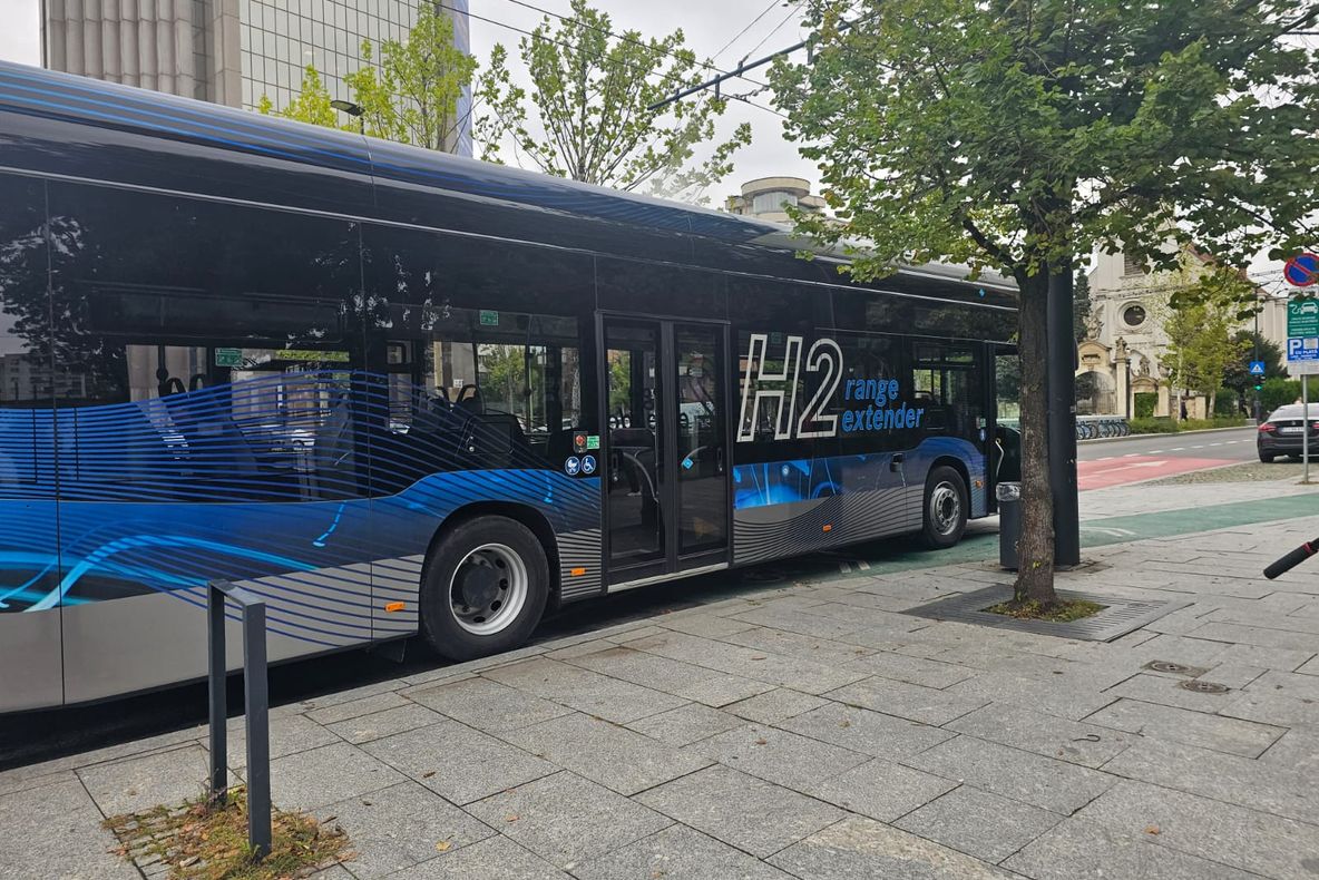 Autobuze pe hidrogen la Cluj! 700 km autonomie și zero poluare - gata de drum în 2027.