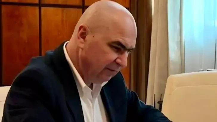 Moțiunea de cenzură prinde contur: peste 120 de semnături confirmate pentru demiterea lui Ilie Bolojan