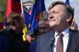 Crin Antonescu vede o singură variantă pentru ieșirea din criza politică. Numele pe care îl consideră potrivit ca șeful viitorului guvern