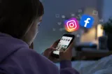 Uniunea Europeană pregătește interzicerea rețelelor sociale pentru copiii sub 13 ani