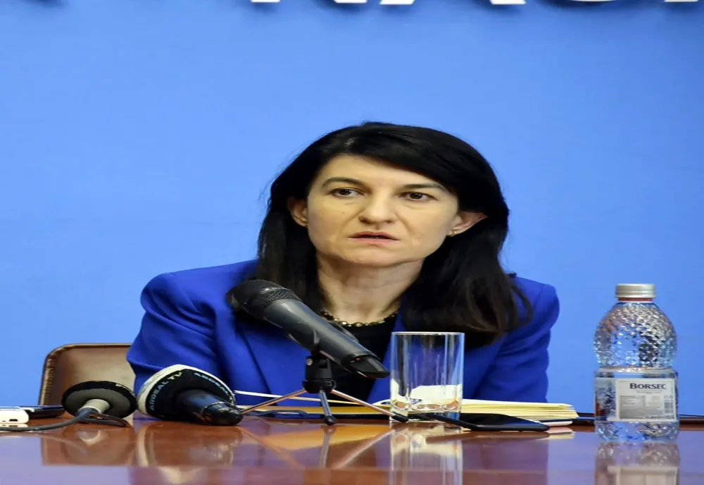Ministrul Violeta Alexandru neagă că ar fi fost legitimată de către un paznic, la intrarea în DGASPC Cluj