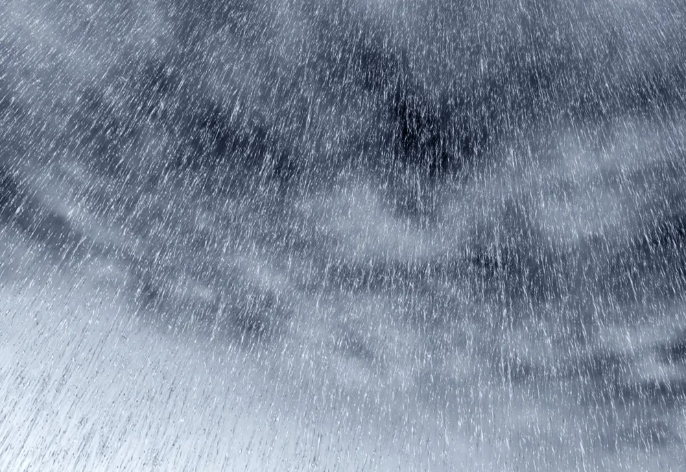 Cod ROȘU de fenomene meteorologice periculoase în Dej și în localitățile din zonă