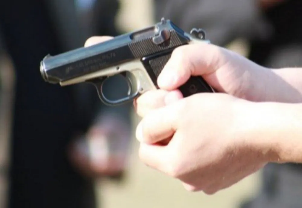 Altercație în trafic la Cluj! Șofer amenințat cu pistolul de către un alt bărbat