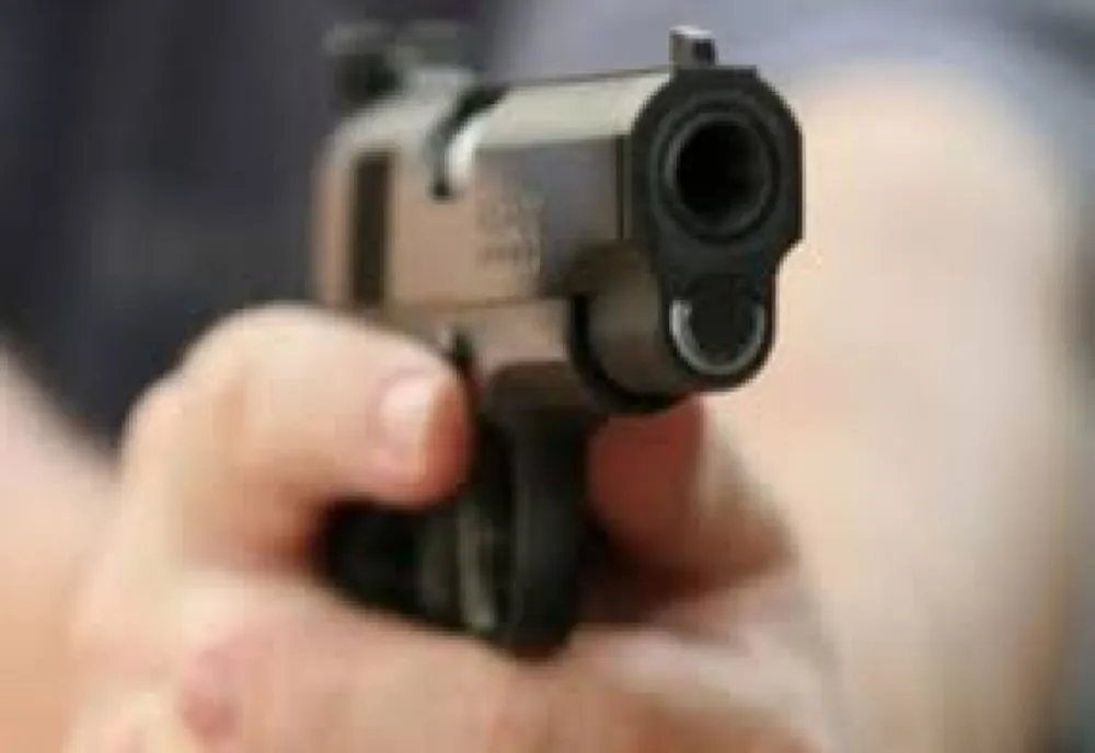 Scandal și focuri de armă, la o sală de evenimente din Cluj-Napoca! Un bărbat a fost reținut