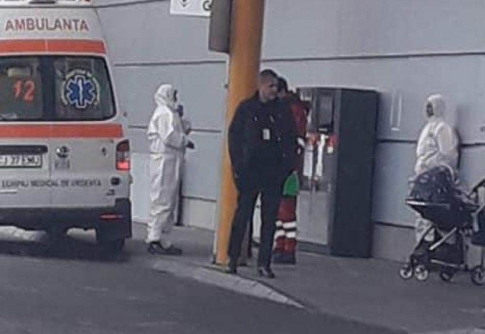 Stewardesa suspectă de coronavirus a fost externată de medici! Acesta se va întoarce în Vietnam la locul de muncă