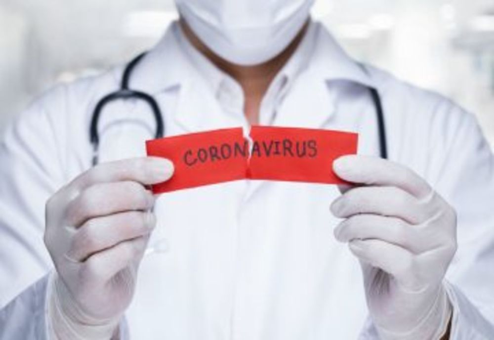 Peste 60 de persoane dintr-o comunitate de romi din Dej au coronavirus după ce au organizat întâlniri religioase